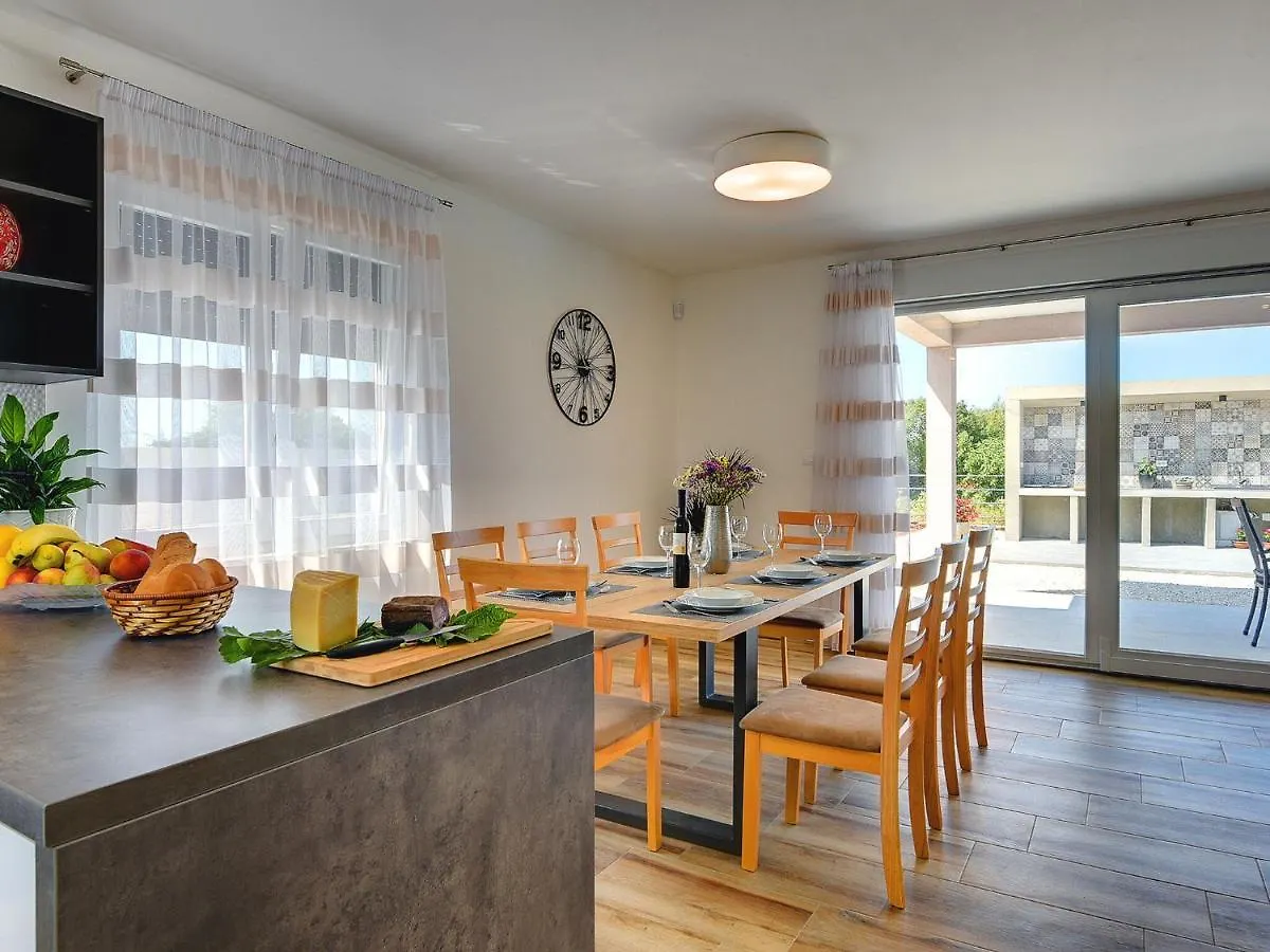 Comfortable Villa In Kanfanar With Swimming Pool 0*,